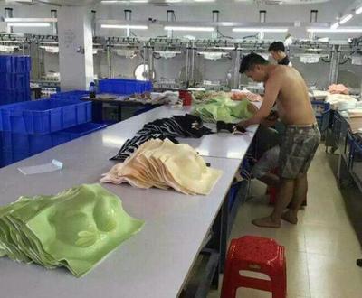 隐秘的针线 农村大叔与那些让人脸红的服饰